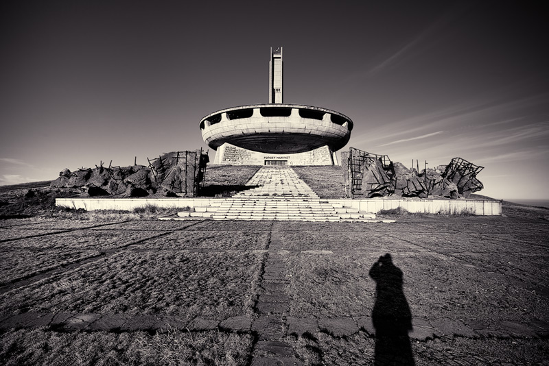 Buzludzha #4 / 3x2 + travel [Bulgaria] + show the original