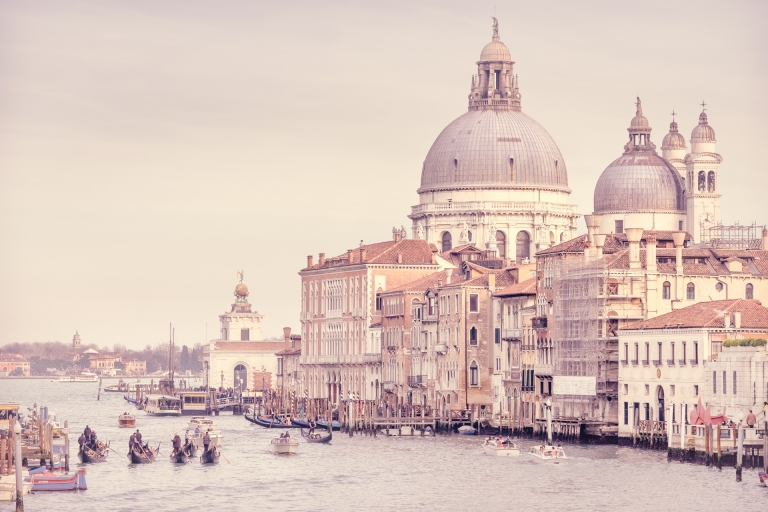Experience Venice Photo Tour, 2017 1920px venice carnival 2016 6 2 768x512 - Experience Venice Photo Tour, 2017