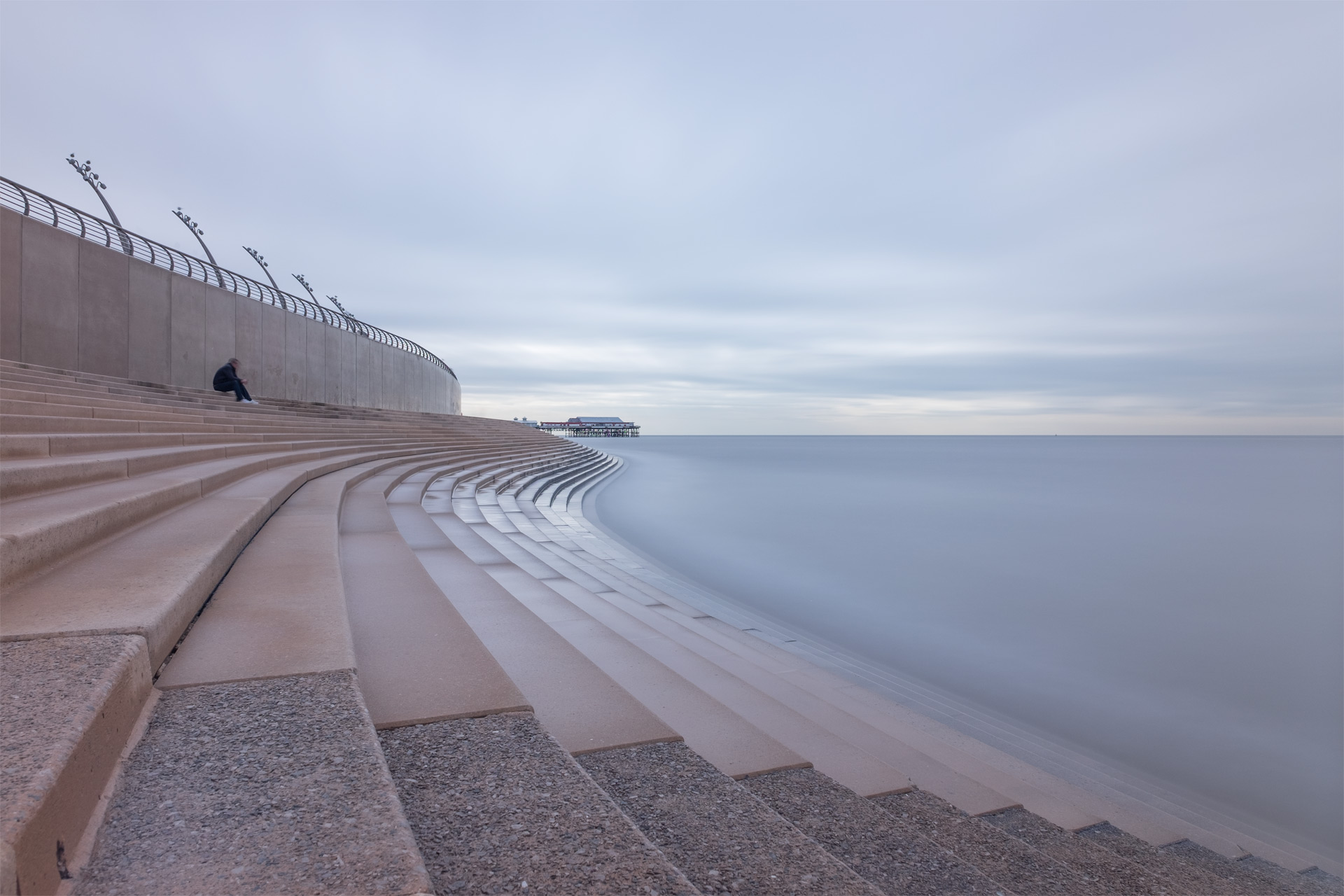 Watching the Waves / Show the Original, Long Exposure, Landscape Photography, Fujinon XF 16-55mm f/2.8, Fujifilm X-T1, Formatt-Hitech [watching the waves o]